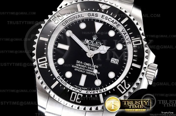 0220 ROLSD093 – Deep Sea Dweller Black Contemporary 1015